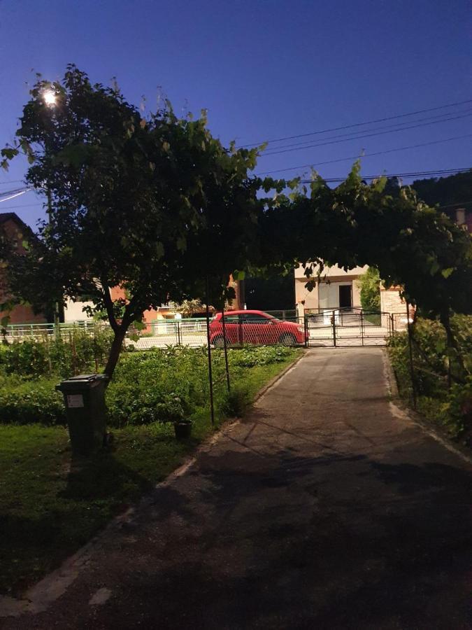 Apartmani Podvisoki Visoko Zewnętrze zdjęcie